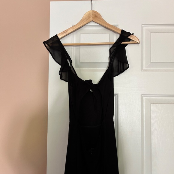 Reformation Miri Jumpsuit - Picture 4 of 9